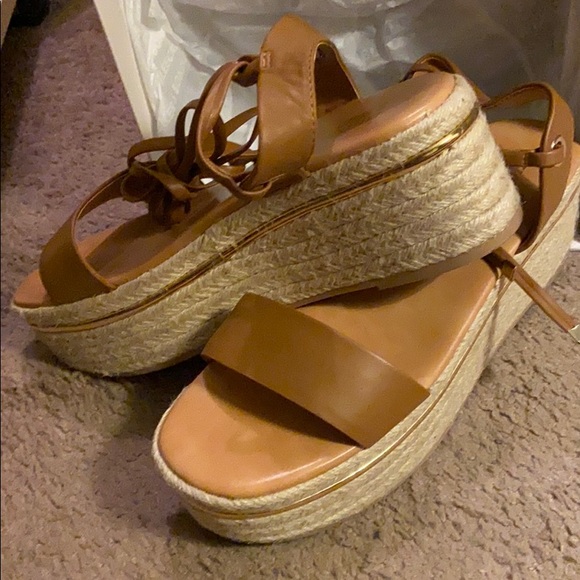 Wedges Sandals - Picture 2 of 7